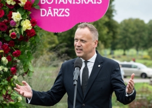 Viedās administrācijas un reģionālās attīstības ministrs E. Tavars