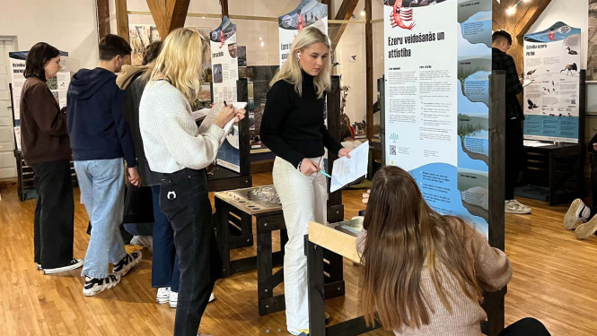 Dzīvie ezeri izstāde